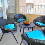 Bacan Family Apartments